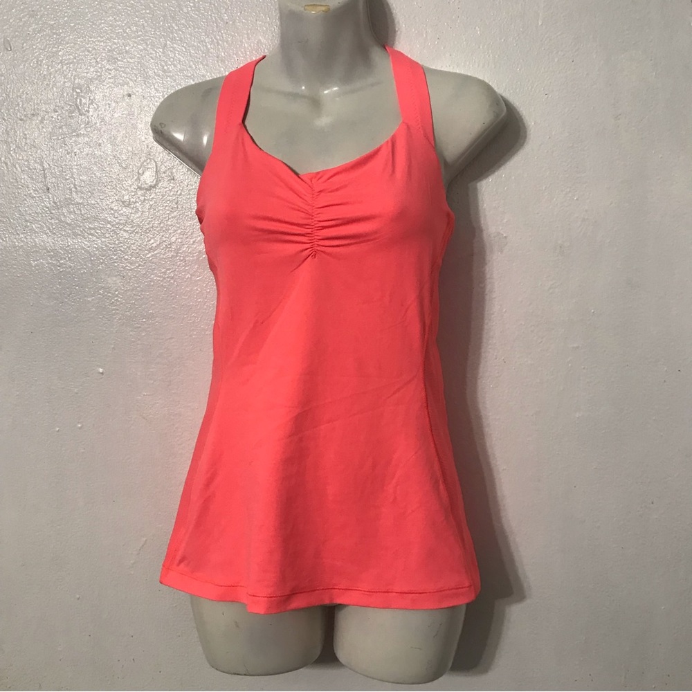 Lululemon top size 6
